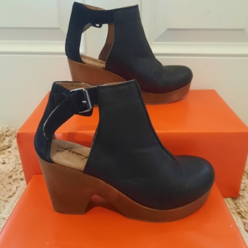 Free People Cedar Clog